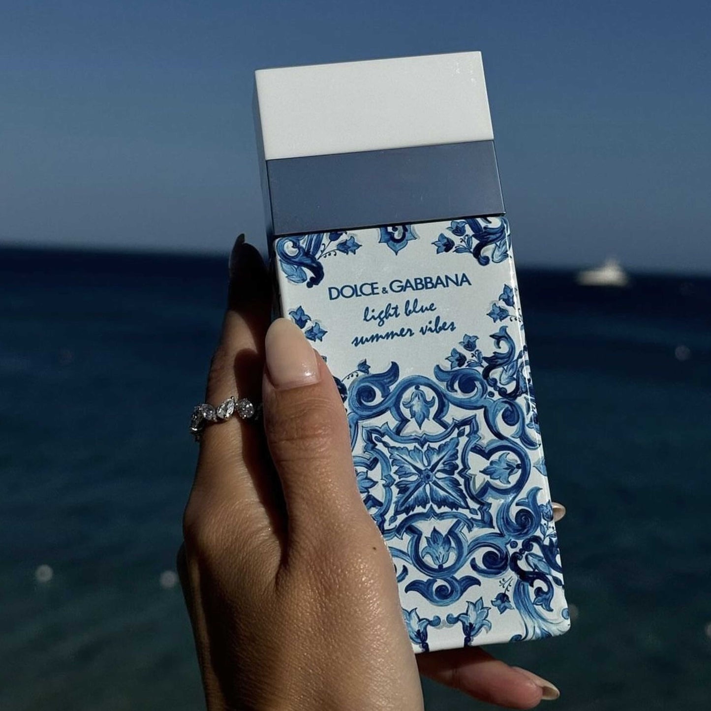 Dolce and Gabbana Light Blue Summer Vibes EDT | 100 mL | Women